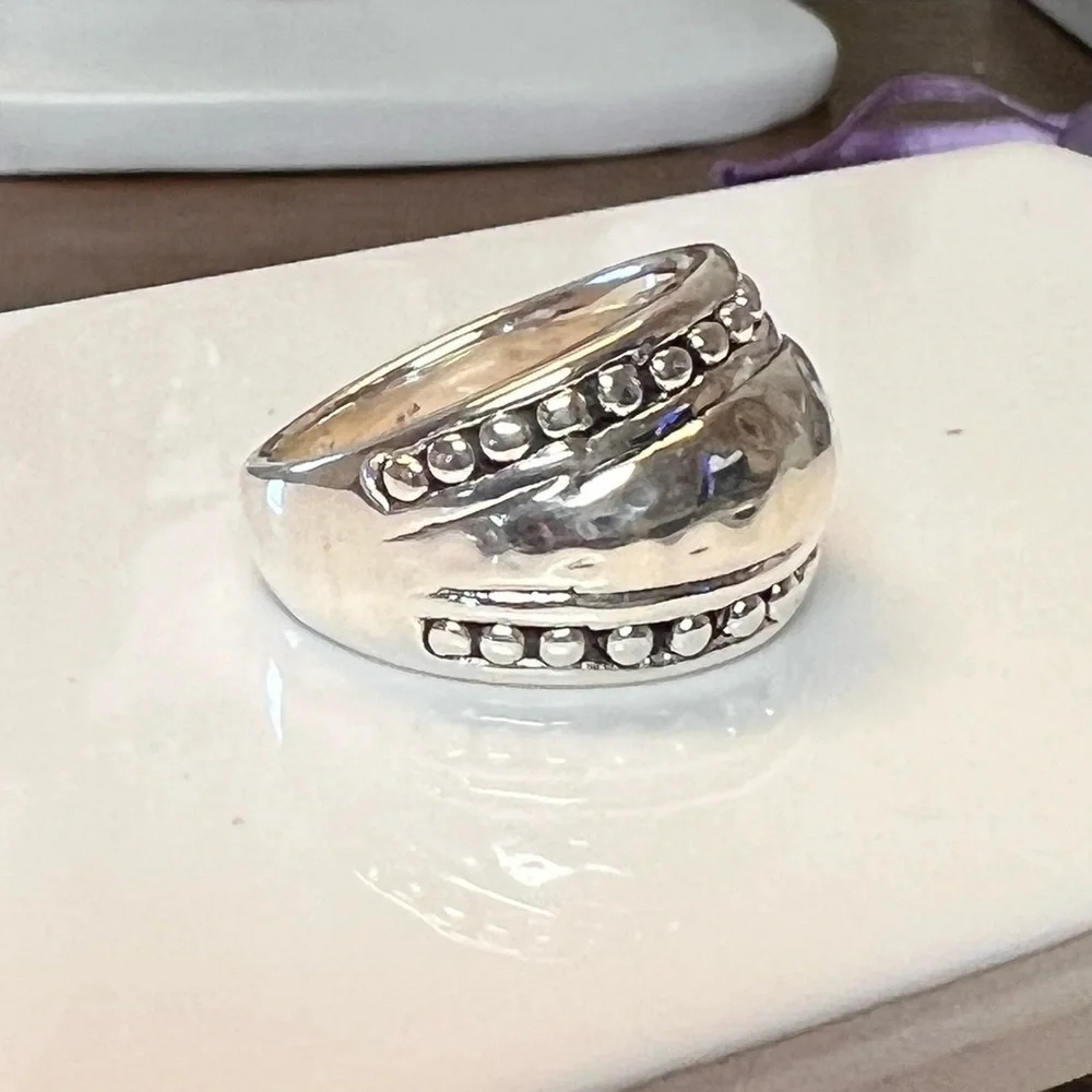 925 Sterling Silver stamp. Ring. Size 7-9 - Picture 5 of 5